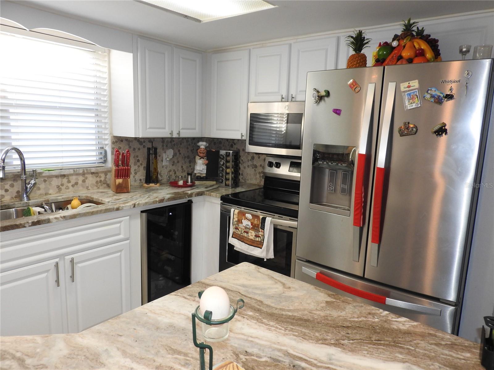 1324 VIKING DR — photo 16