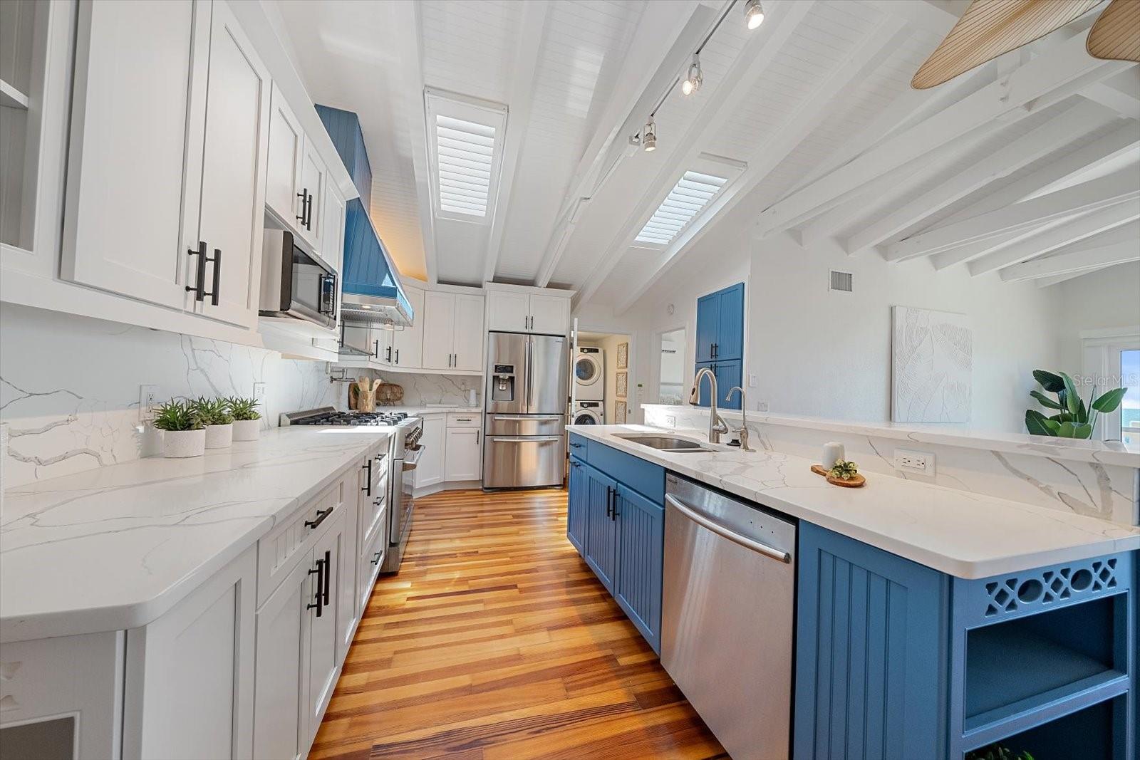 7570 MANASOTA KEY RD — photo 16