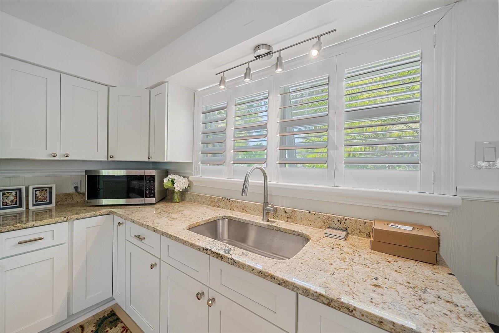 7570 MANASOTA KEY RD — photo 60