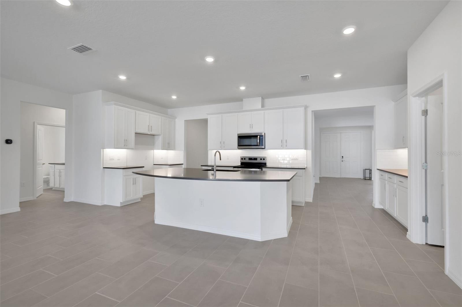 17429 VALLEYWOOD PKWY — photo 19