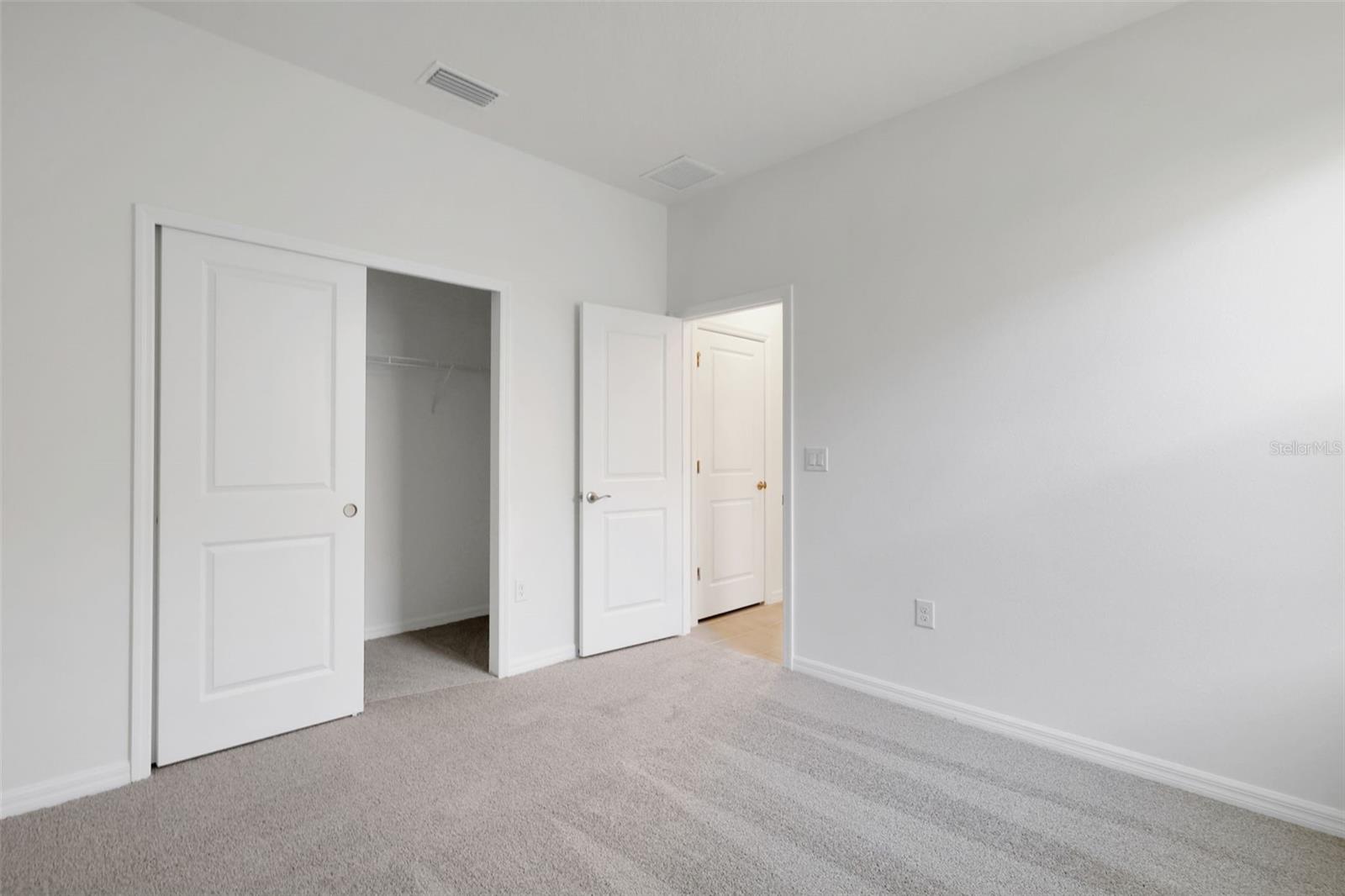 17429 VALLEYWOOD PKWY — photo 23