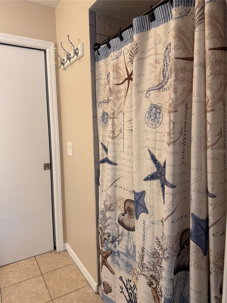 2987 N BISCAYNE DR — photo 38