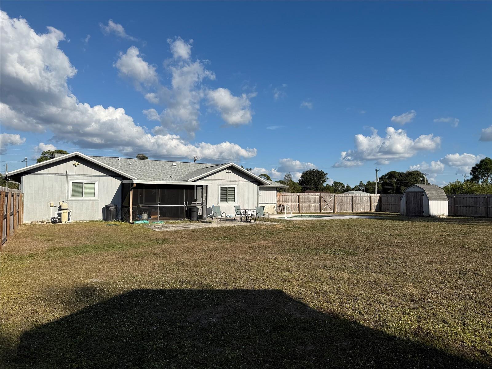2987 N BISCAYNE DR — photo 11
