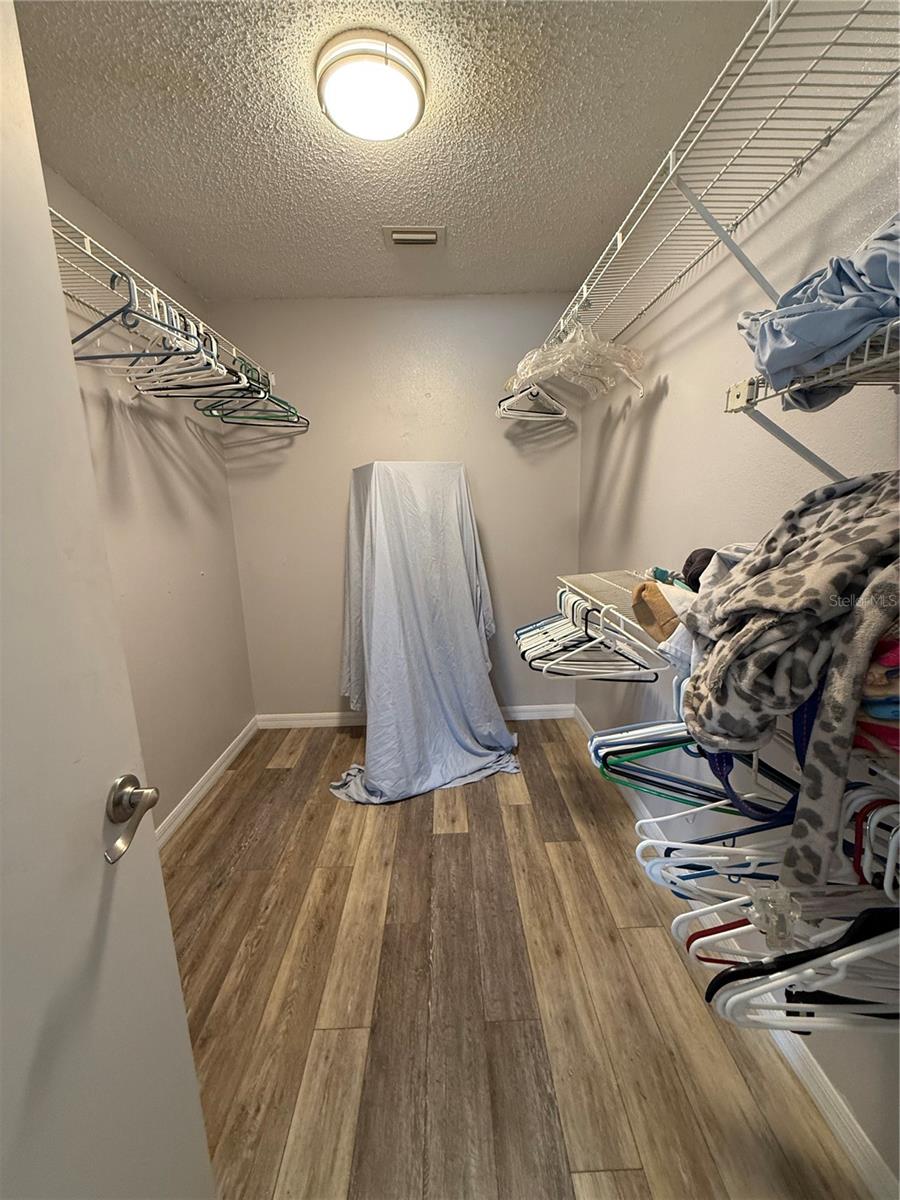 2987 N BISCAYNE DR — photo 35