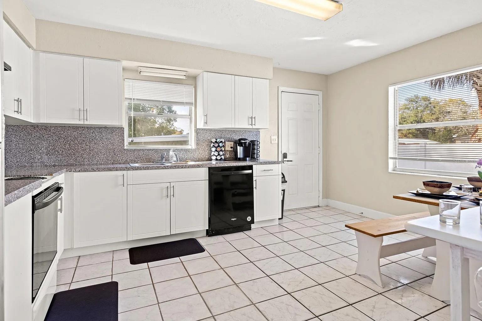 3512 N 15TH ST — photo 5