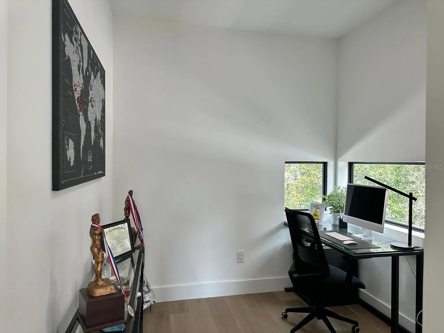 4217 W ARCH ST — photo 13