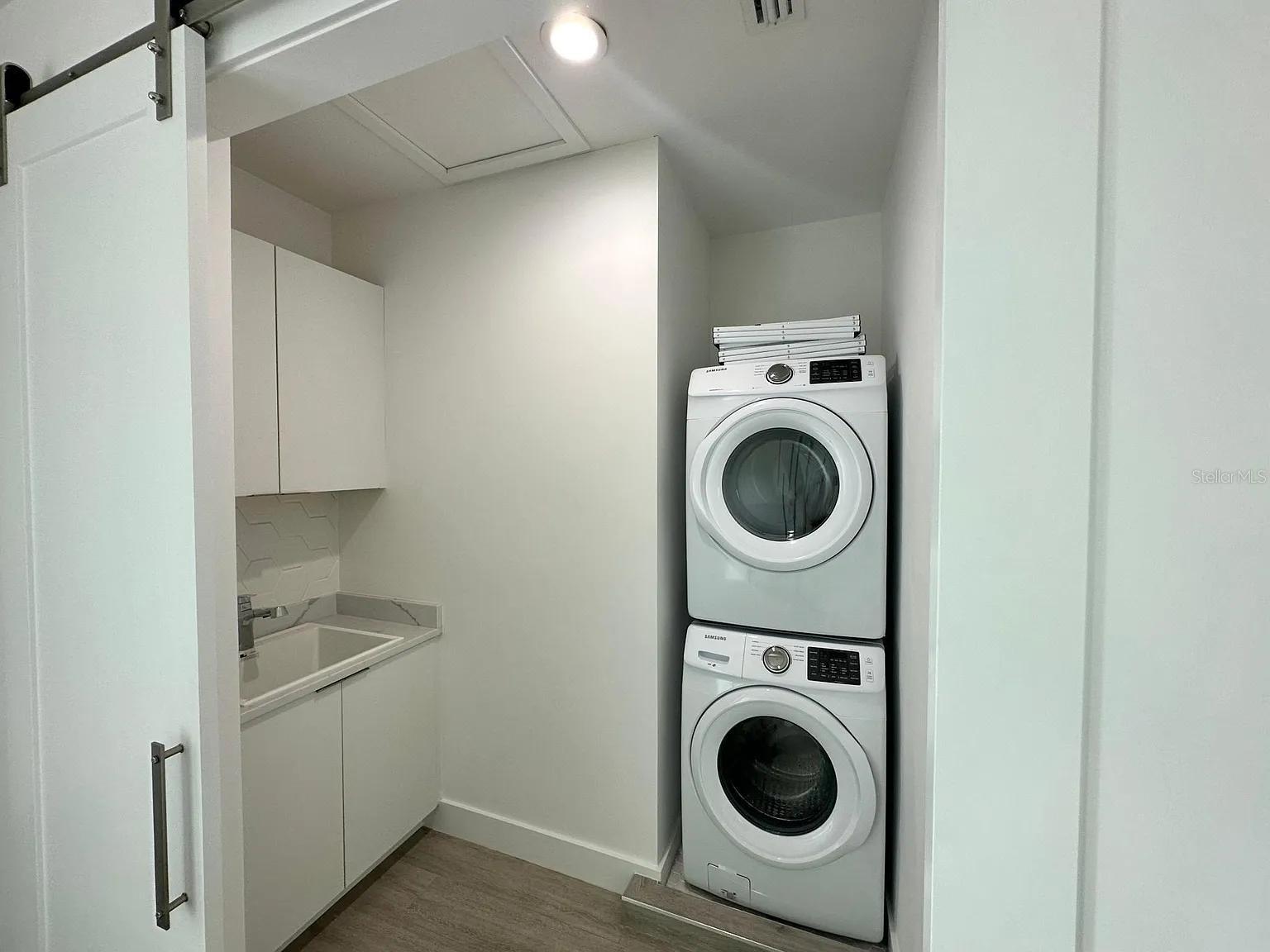 4217 W ARCH ST — photo 17