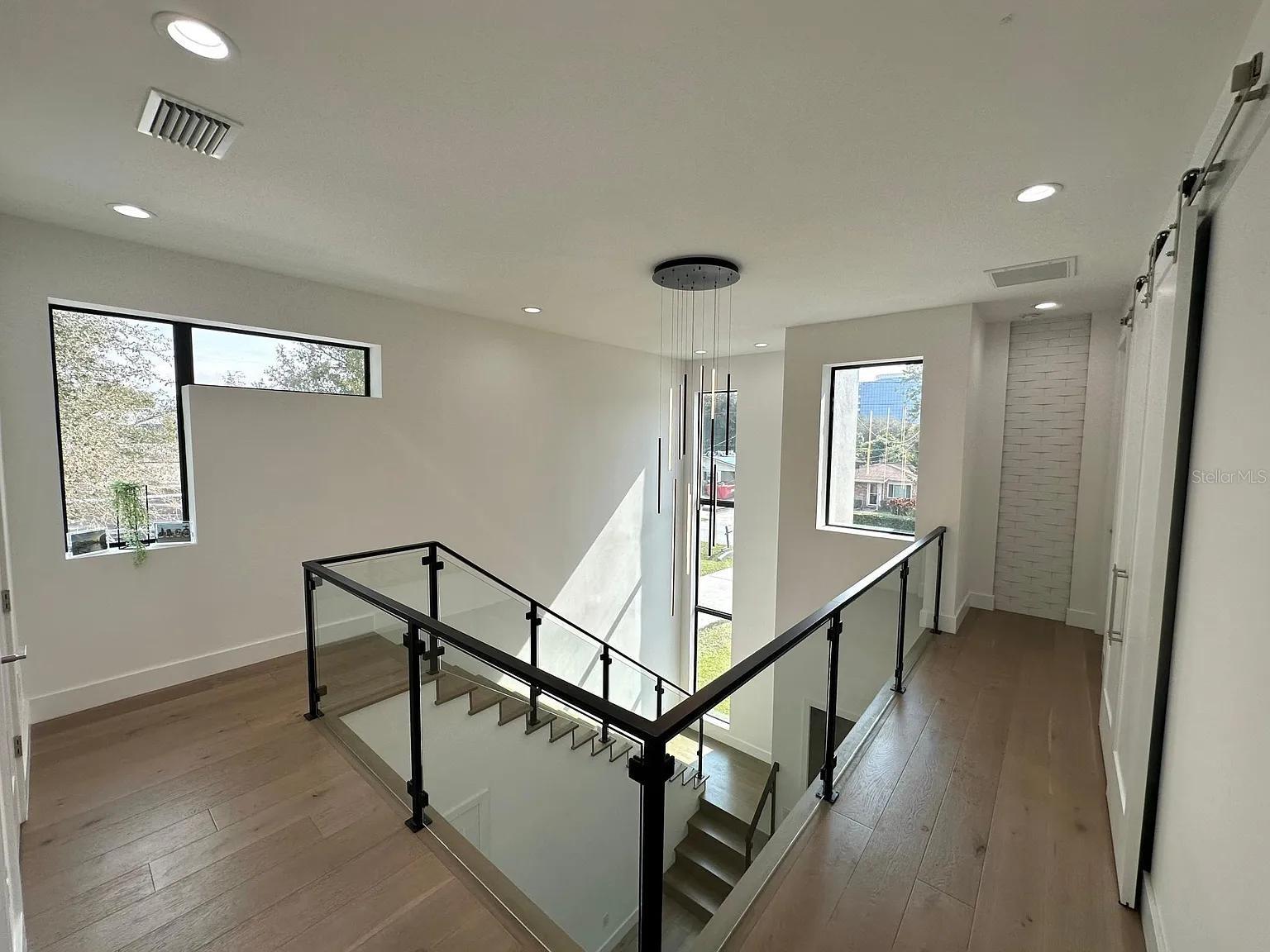 4217 W ARCH ST — photo 12