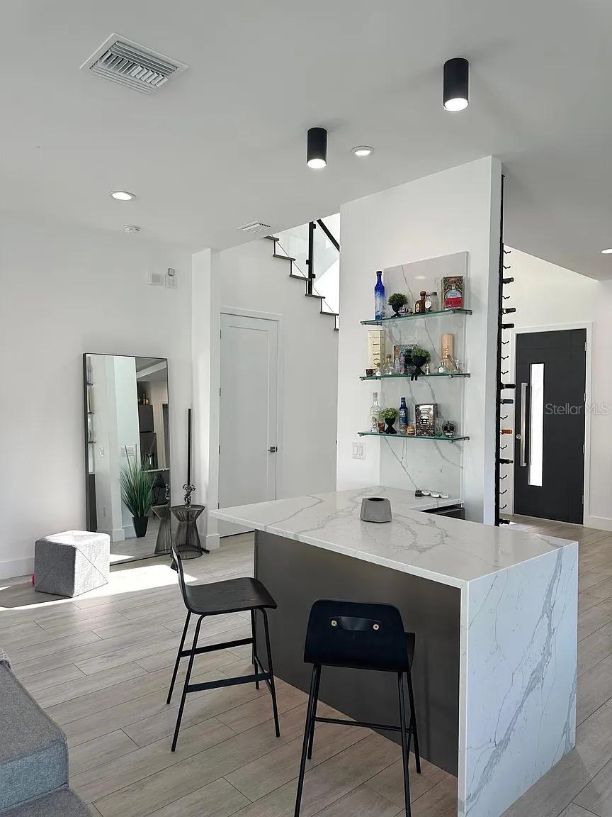 4217 W ARCH ST — photo 5