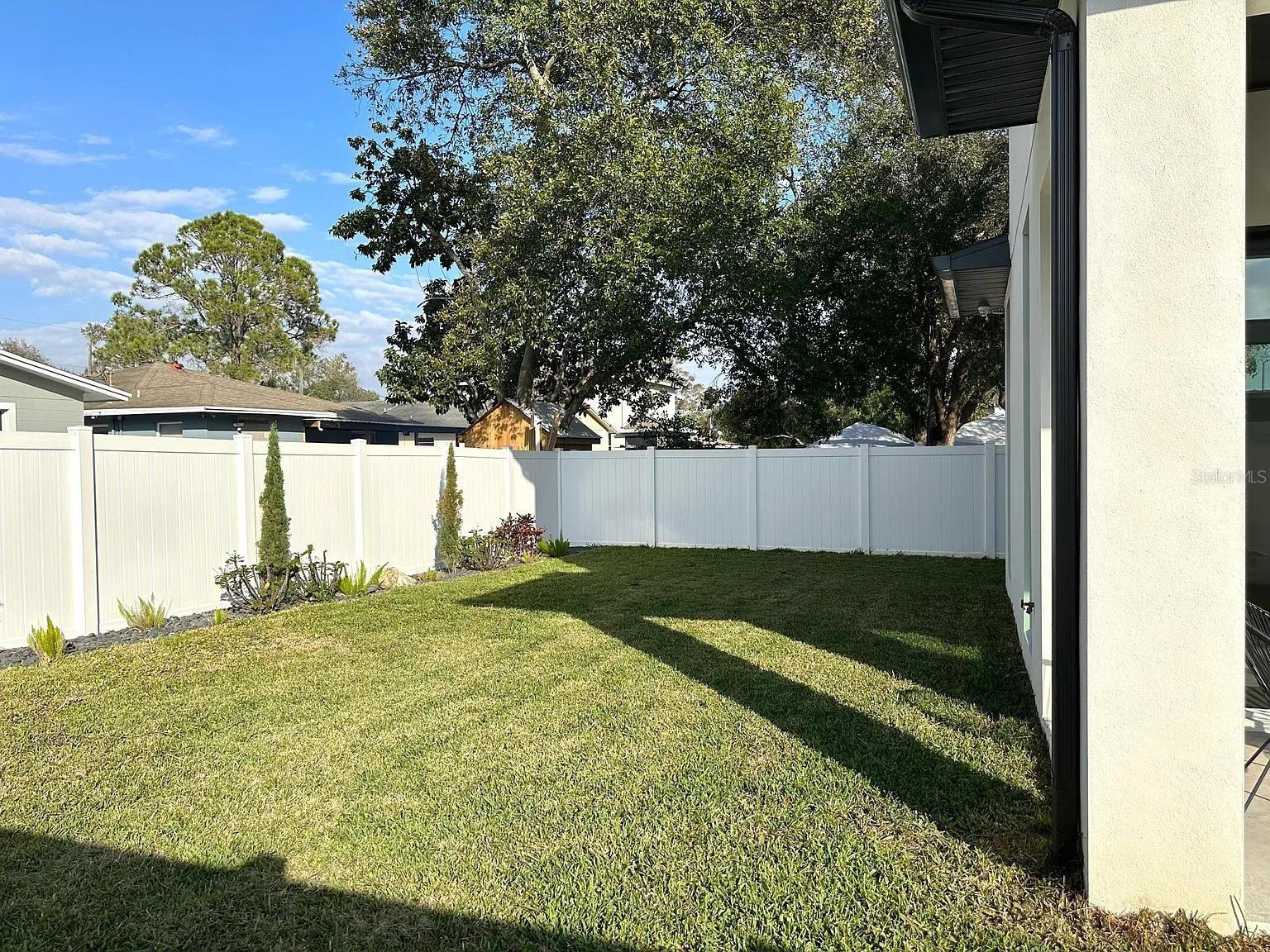 4217 W ARCH ST — photo 20