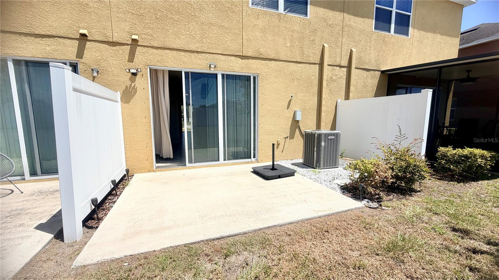 7037 WOODCHASE GLEN DR — photo 35