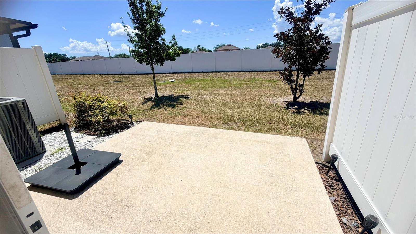 7037 WOODCHASE GLEN DR — photo 34