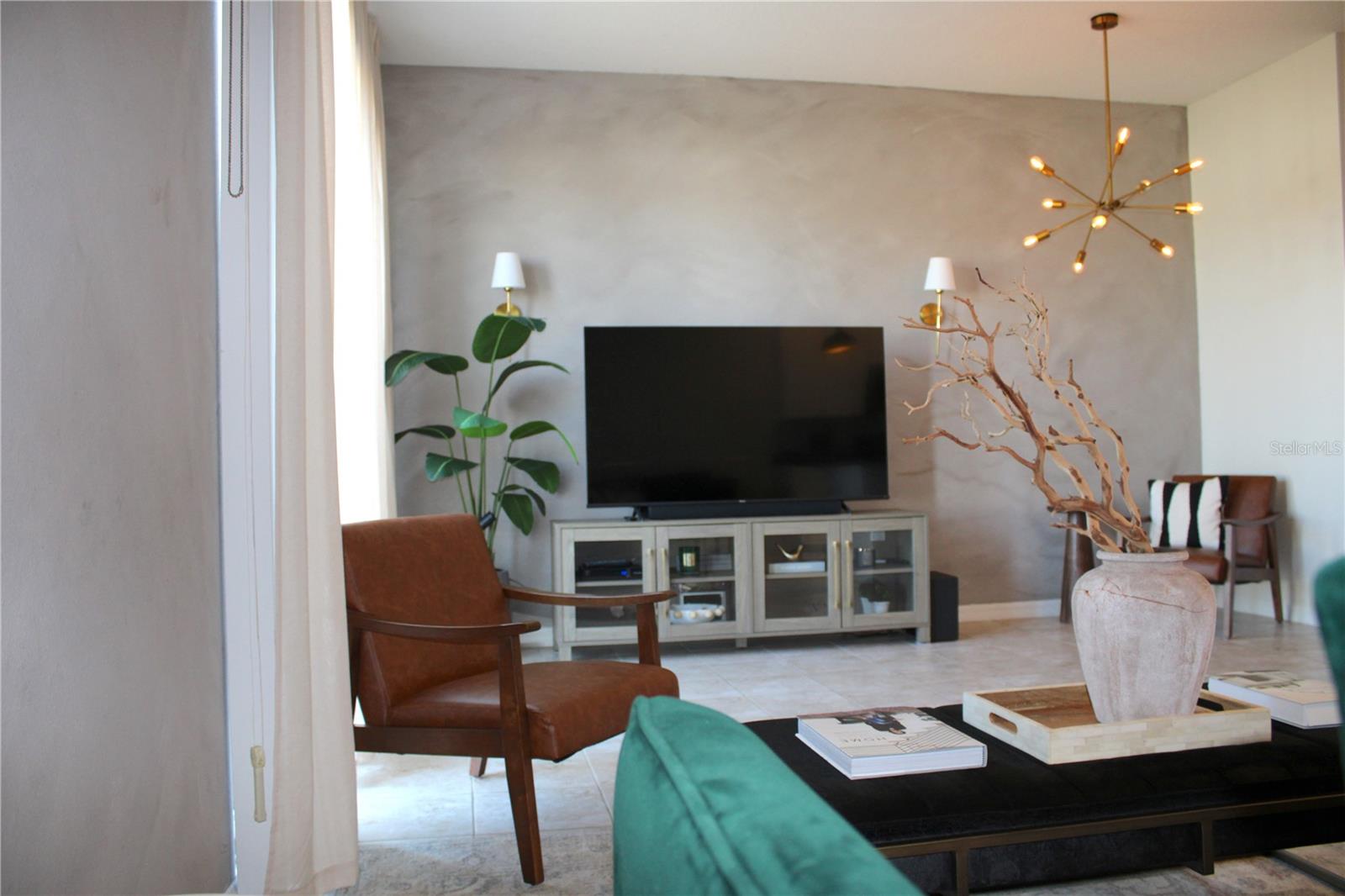 7037 WOODCHASE GLEN DR — photo 12