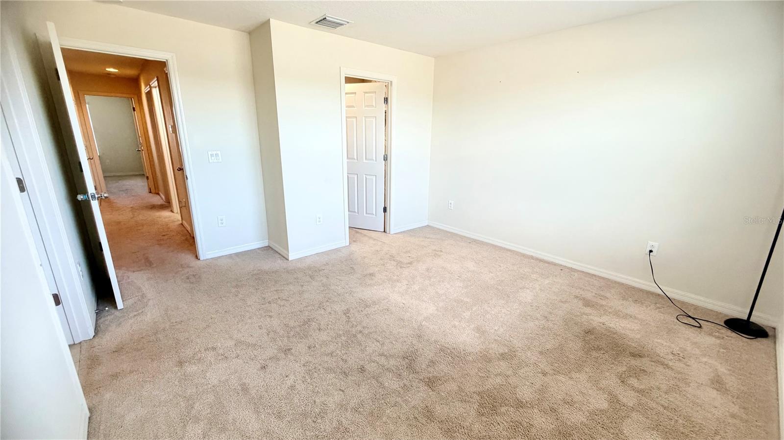 7037 WOODCHASE GLEN DR — photo 18