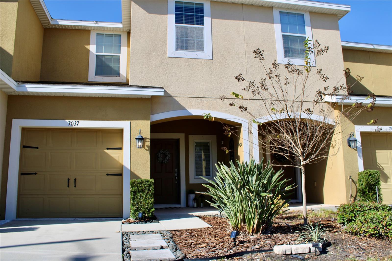 7037 WOODCHASE GLEN DR — photo 2