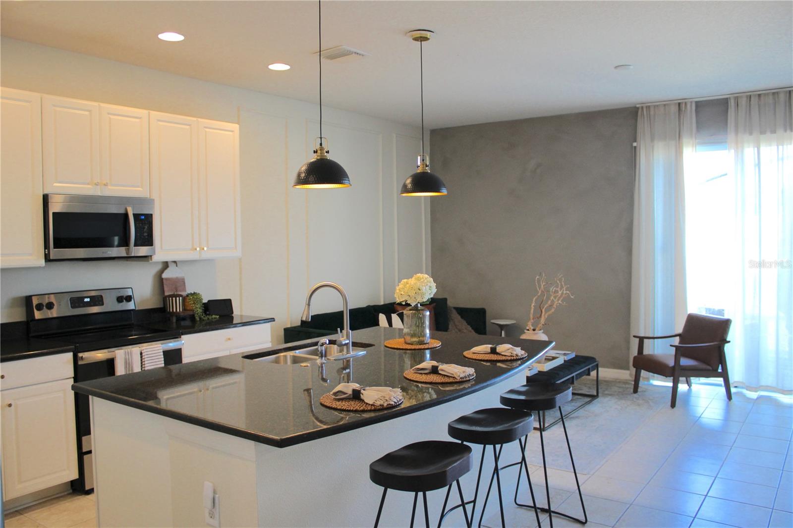 7037 WOODCHASE GLEN DR — photo 10