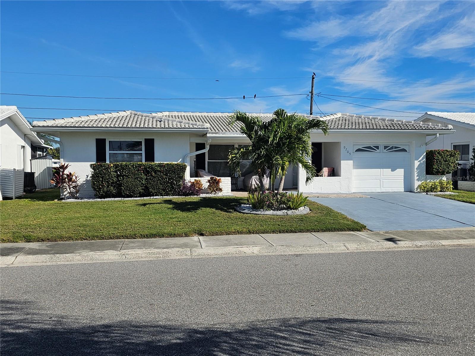 9705 MAINLANDS BLVD W — photo 2