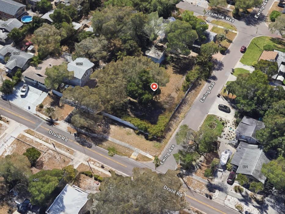 1001 DRUID RD E — photo 4