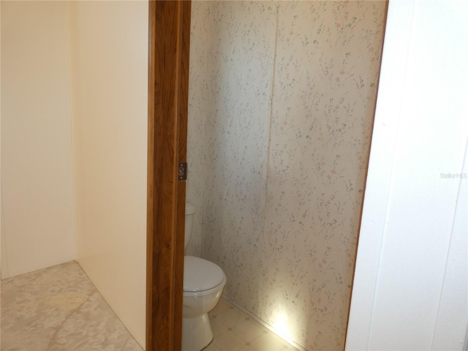 6814 GULL LN — photo 30