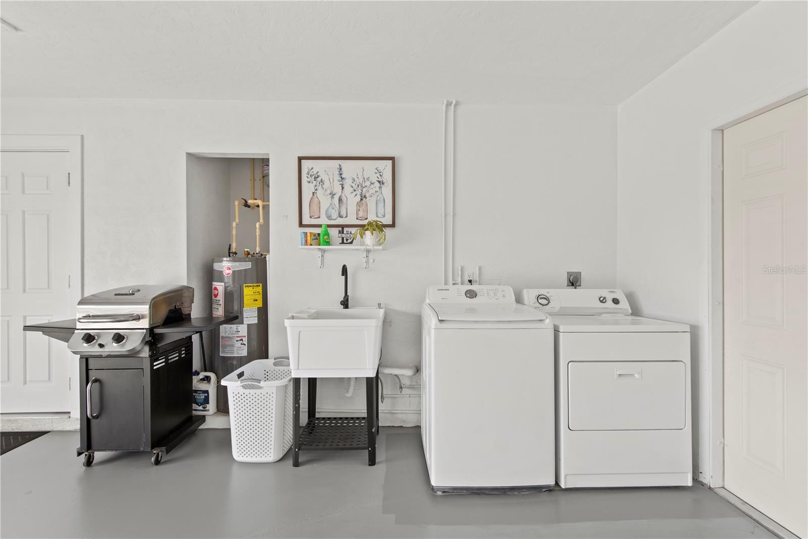 3364 ESPANOLA DR — photo 55