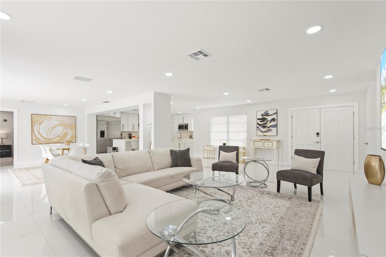 3364 ESPANOLA DR — photo 13