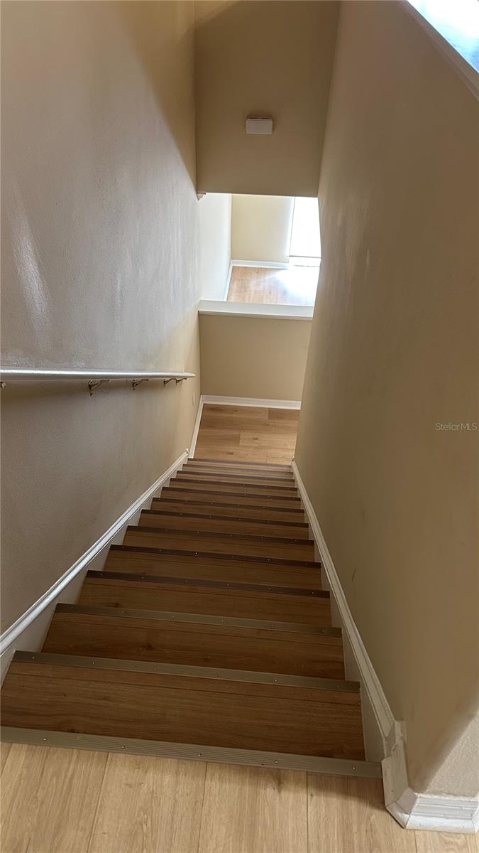 6918 HAWTHORNE TRACE LN — photo 11