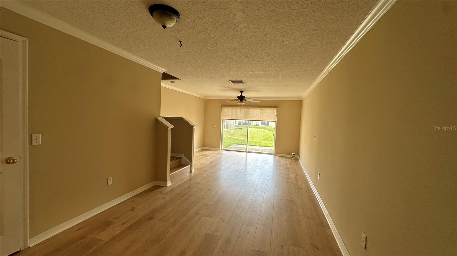 6918 HAWTHORNE TRACE LN — photo 2