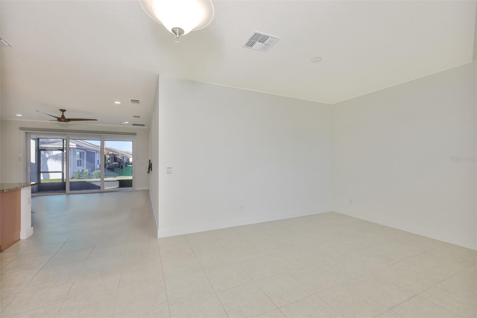 4906 AVILA LAKES DR — photo 32