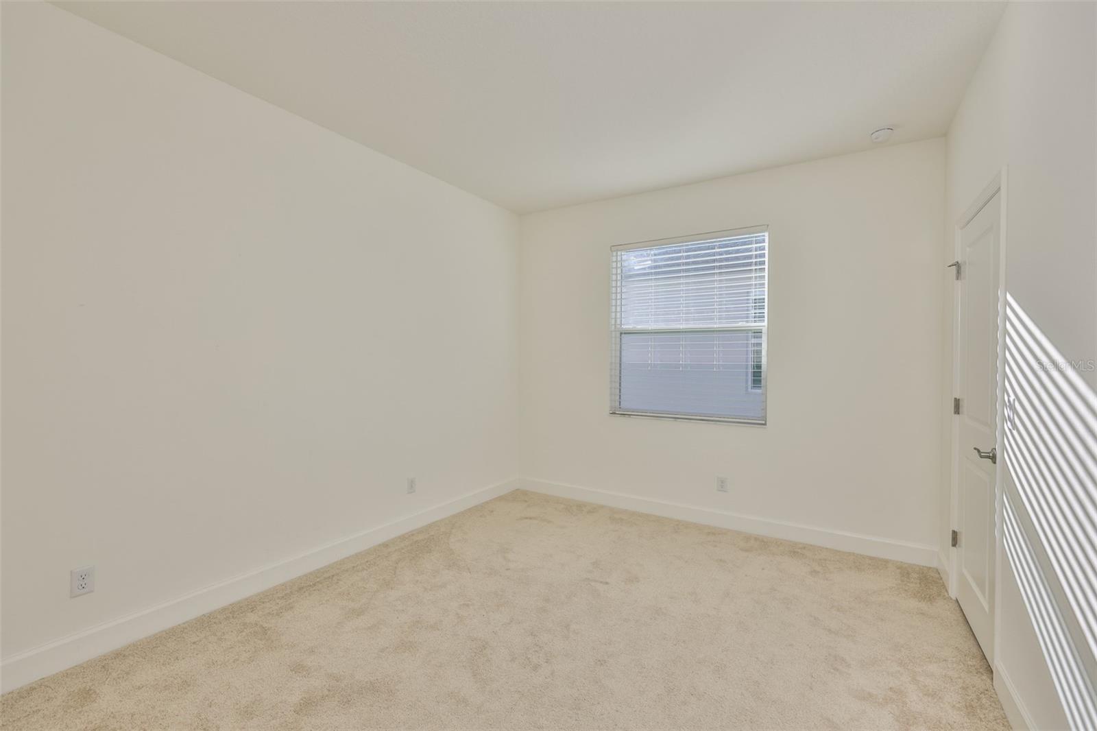 4906 AVILA LAKES DR — photo 24