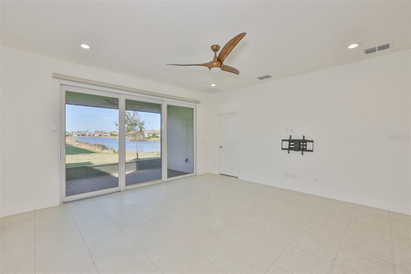 4906 AVILA LAKES DR — photo 11