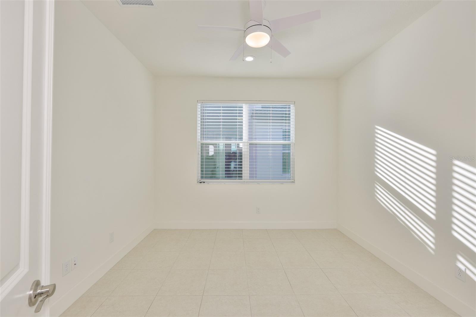 4906 AVILA LAKES DR — photo 22