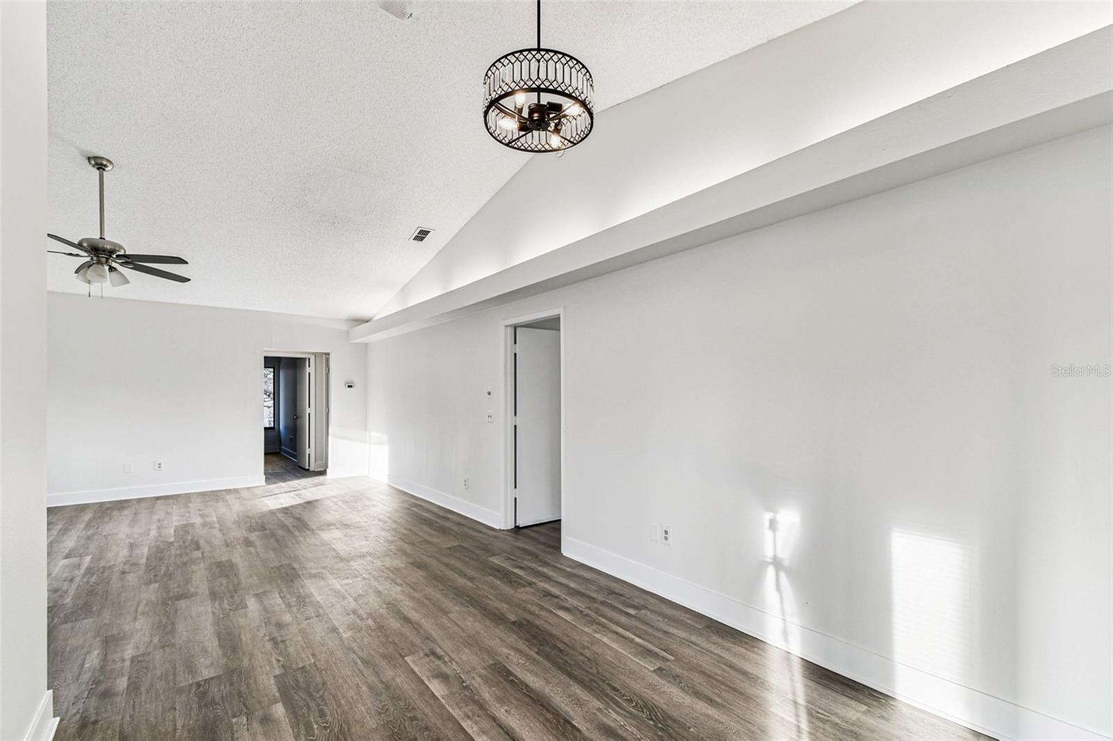 1734 RUMAR LN — photo 17