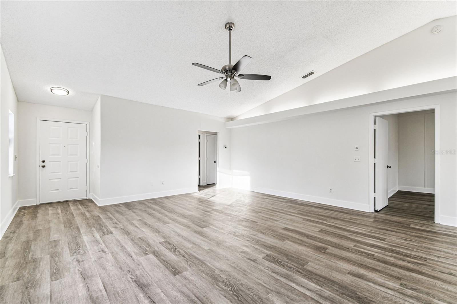1734 RUMAR LN — photo 13