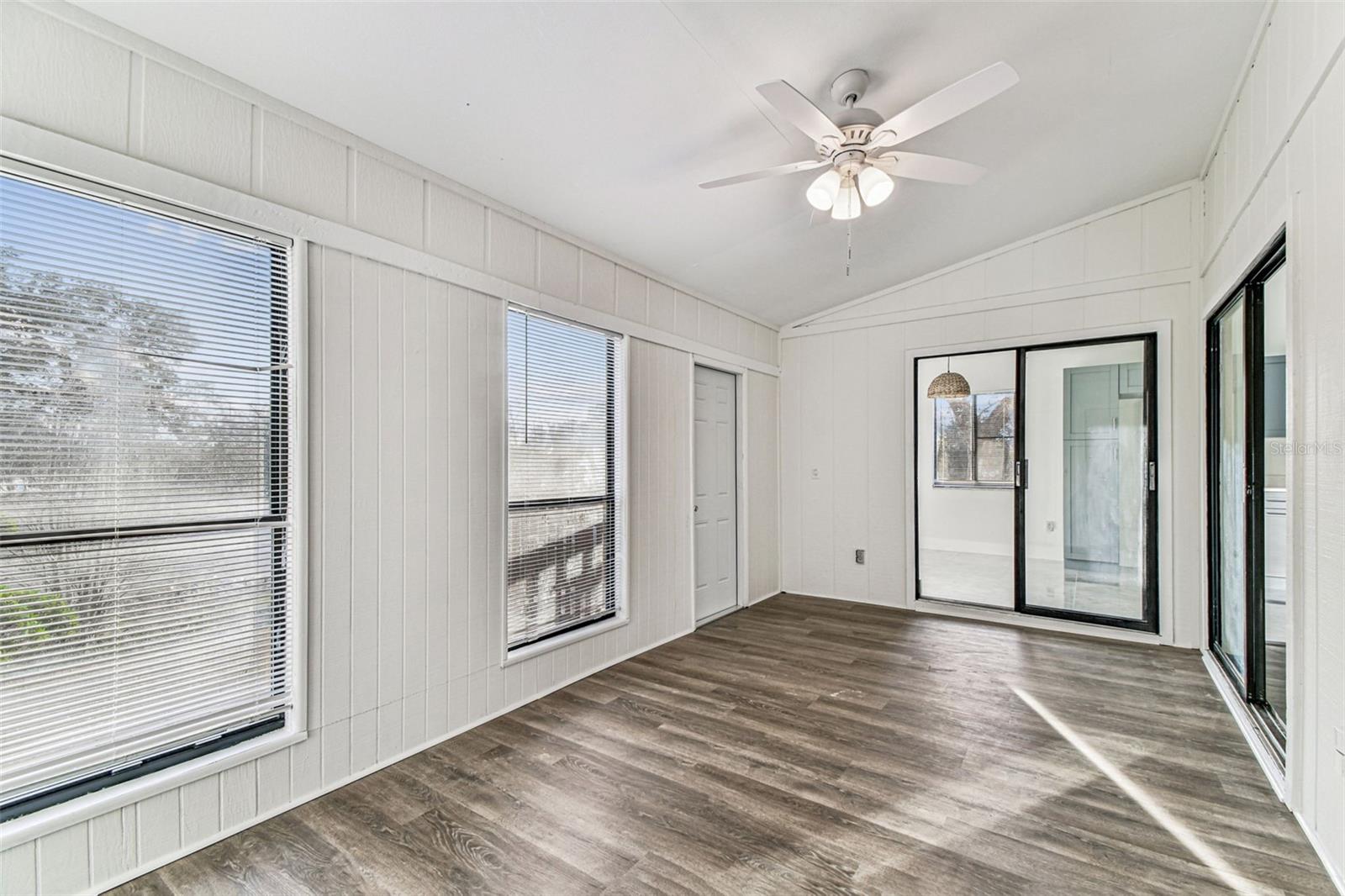 1734 RUMAR LN — photo 25