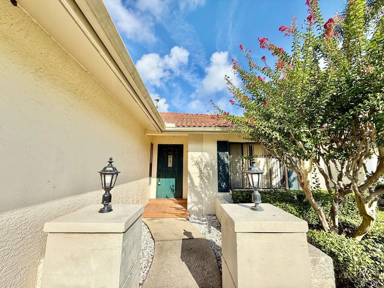 18308 AINTREE CT — photo 2