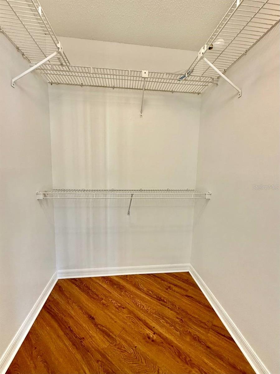 18308 AINTREE CT — photo 11