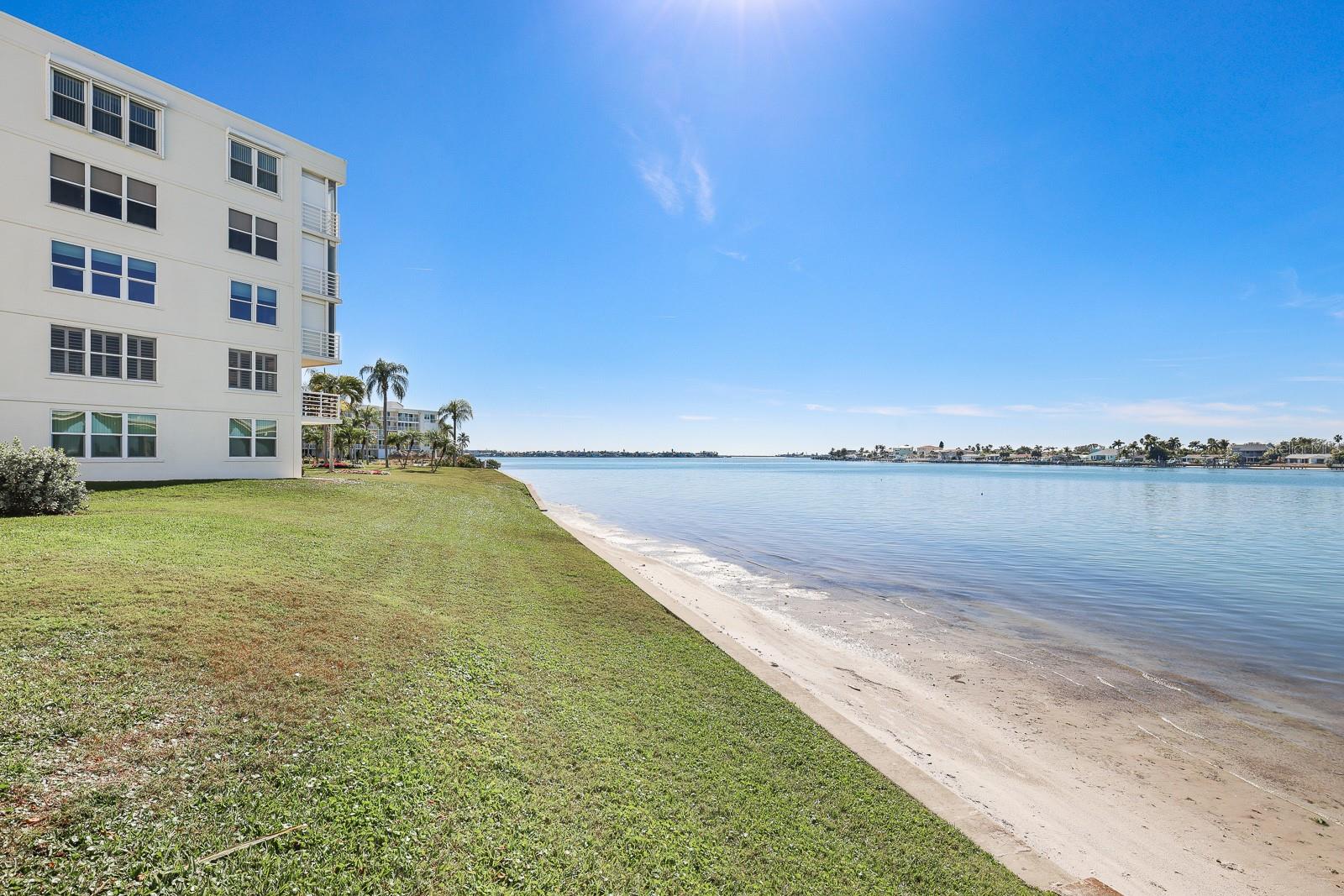 5901 BAHIA DEL MAR CIR #521 — photo 43