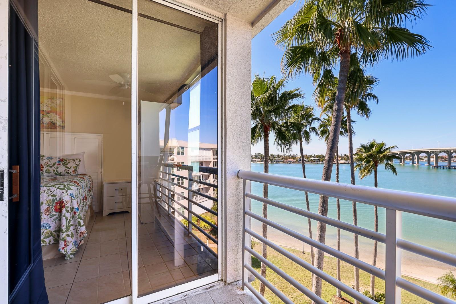 5901 BAHIA DEL MAR CIR #521 — photo 34