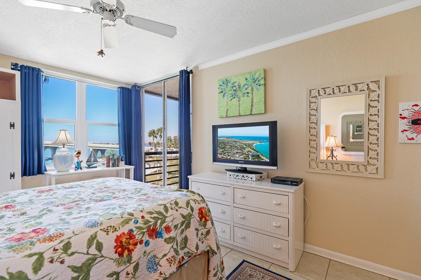 5901 BAHIA DEL MAR CIR #521 — photo 26