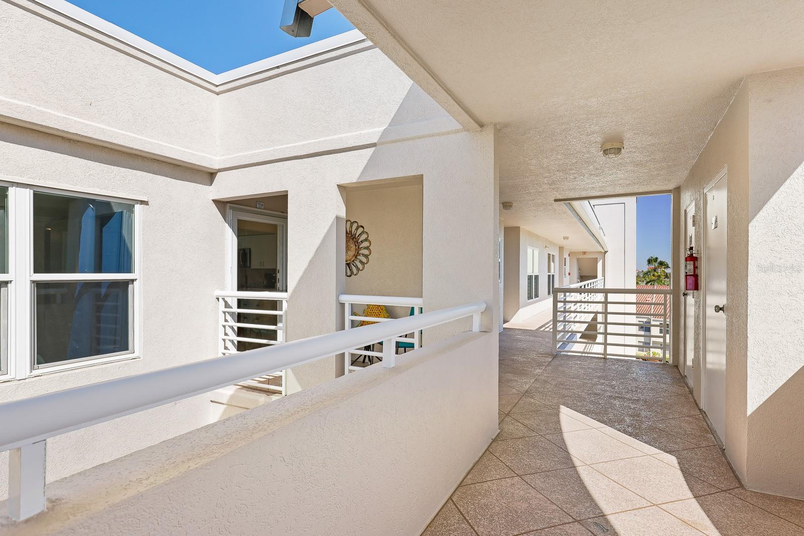 5901 BAHIA DEL MAR CIR #521 — photo 36