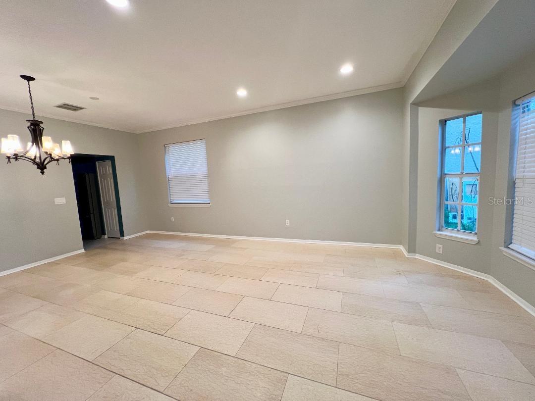 27416 BREAKERS DR — photo 9