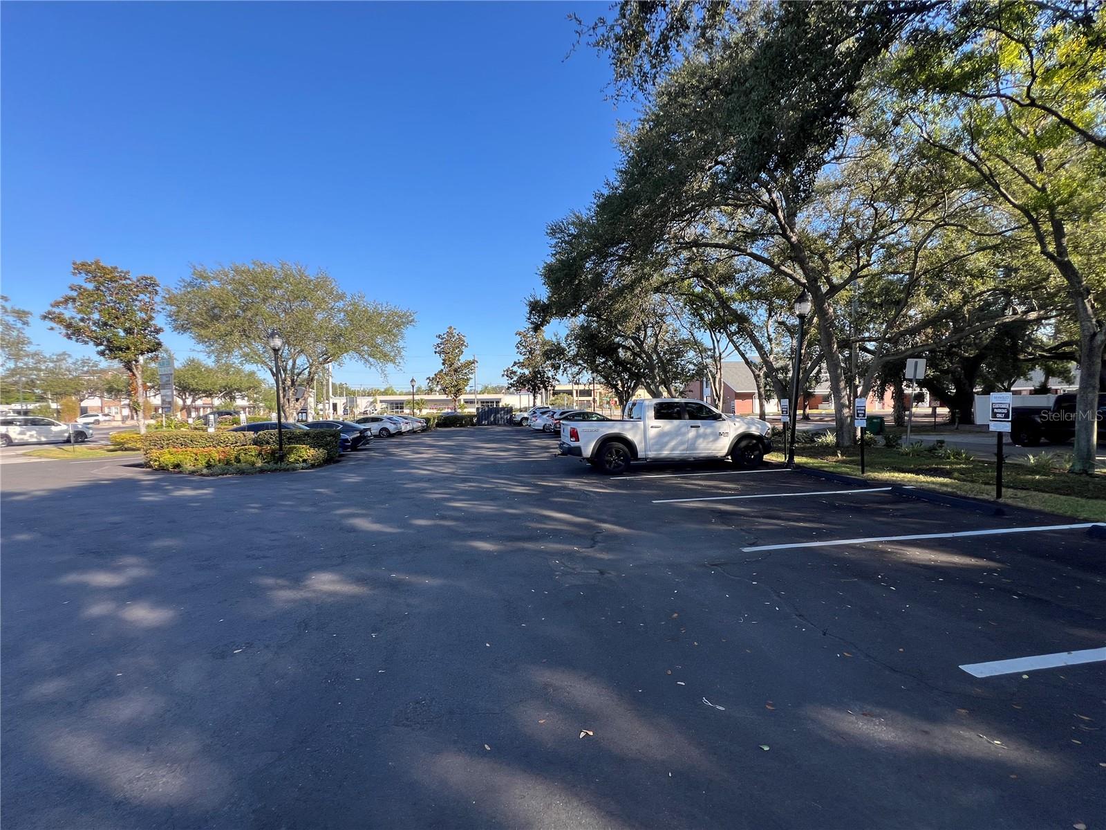 3410 HENDERSON BLVD — photo 4