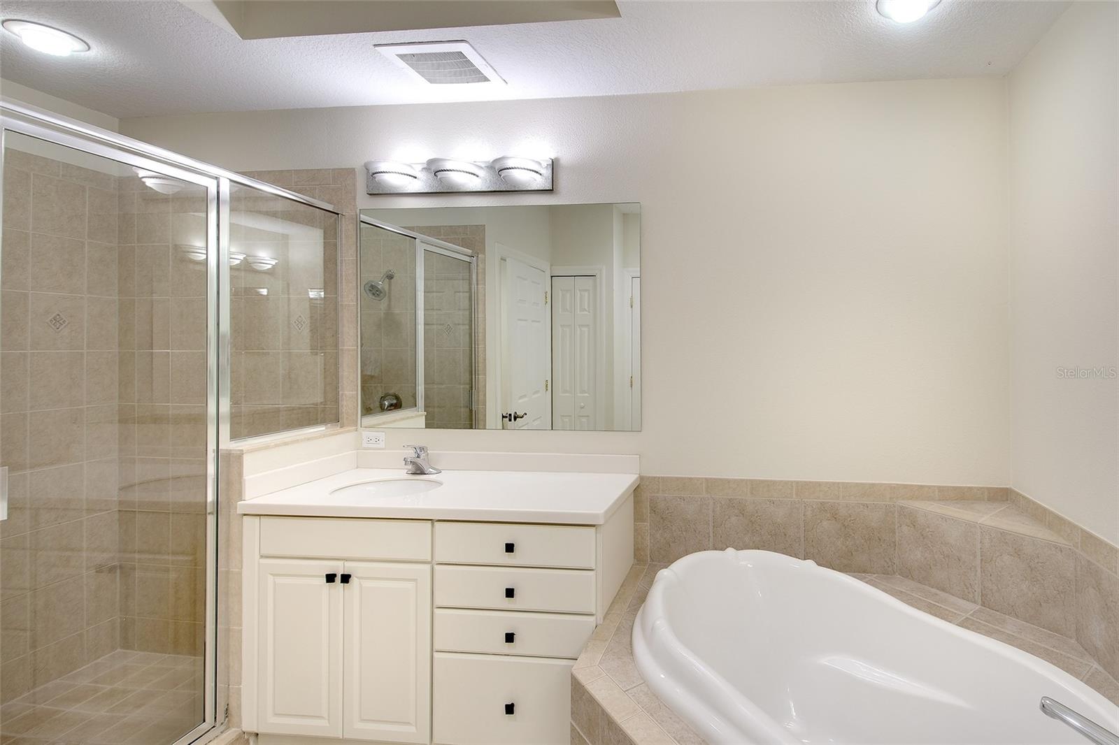 1921 MONTE CARLO DR #603 — photo 13