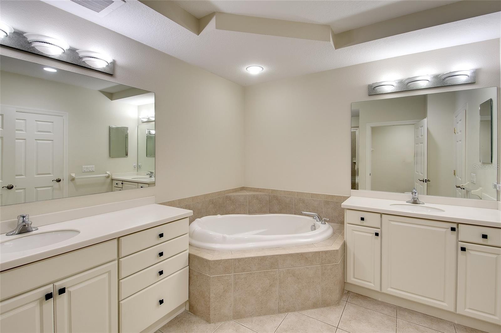 1921 MONTE CARLO DR #603 — photo 12