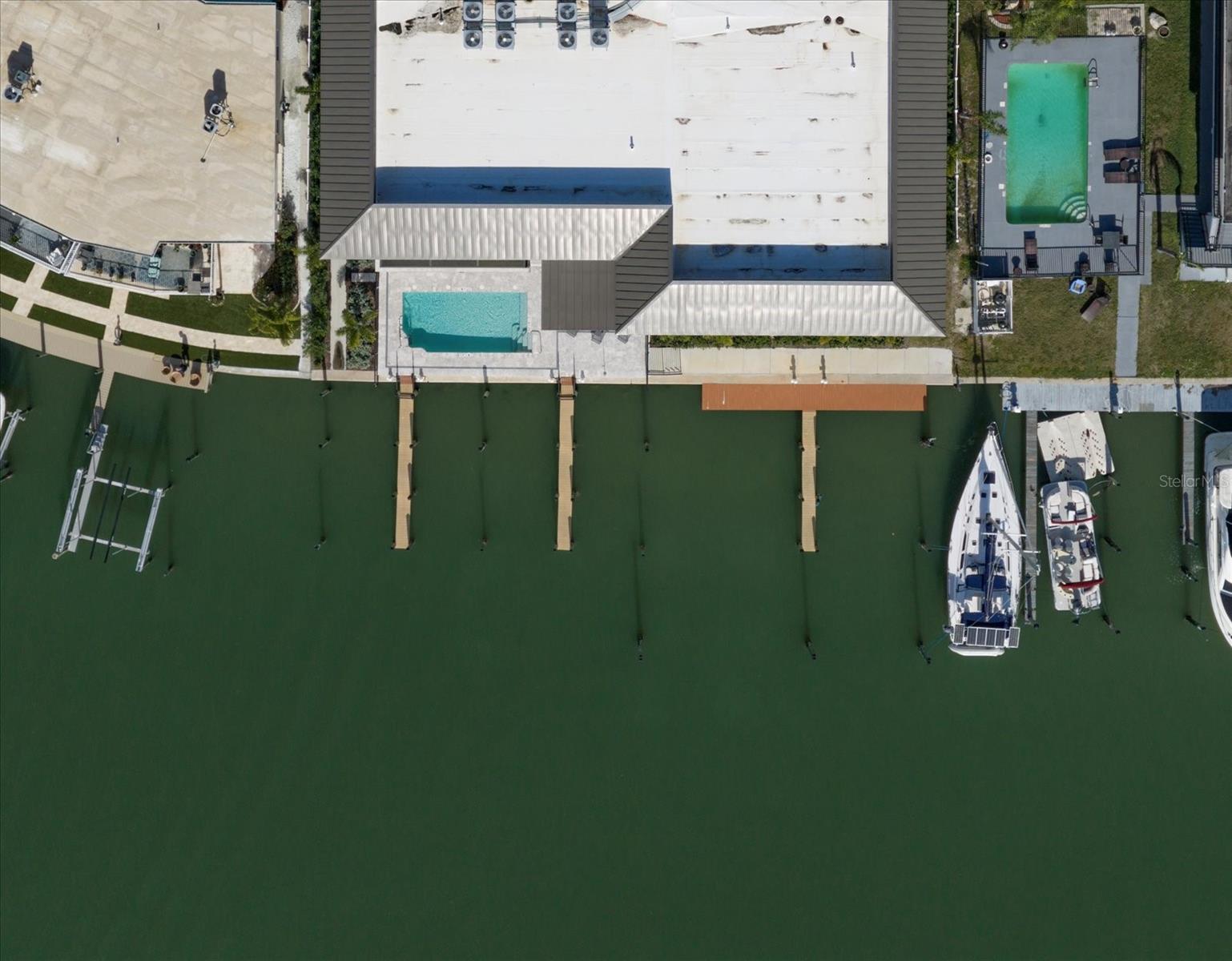 211 DOLPHIN PT #5 — photo 6