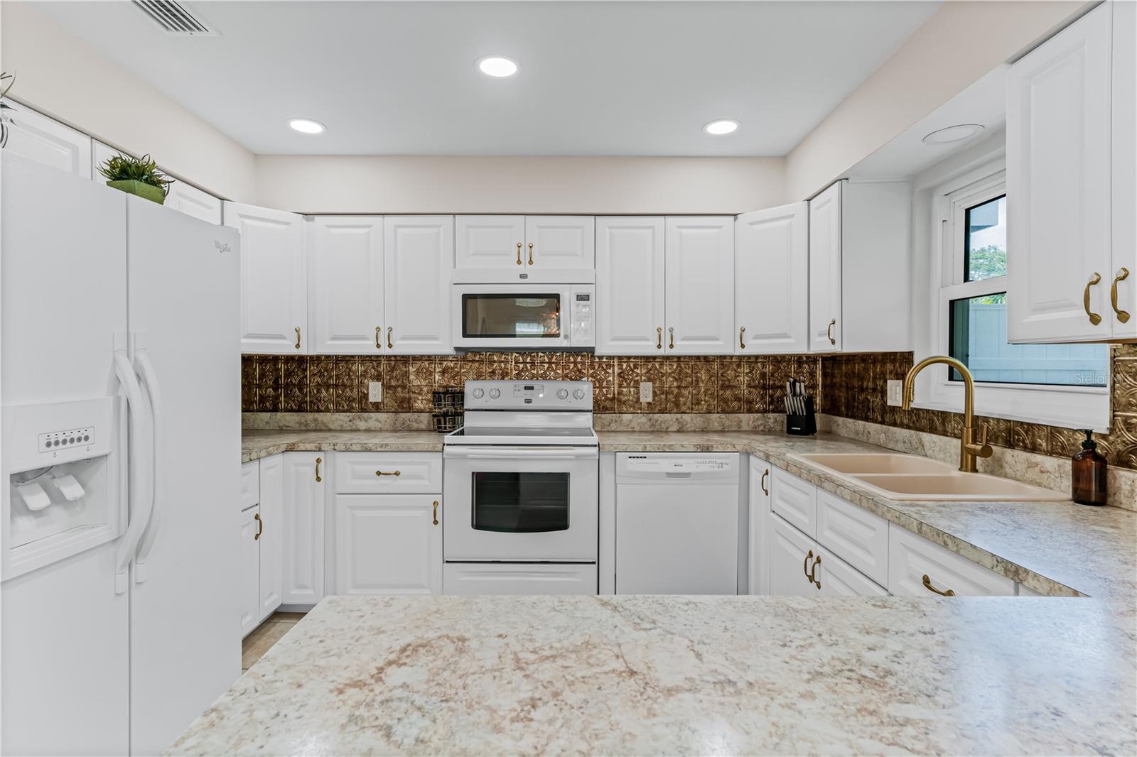 115 CANAL AVE #3 — photo 21