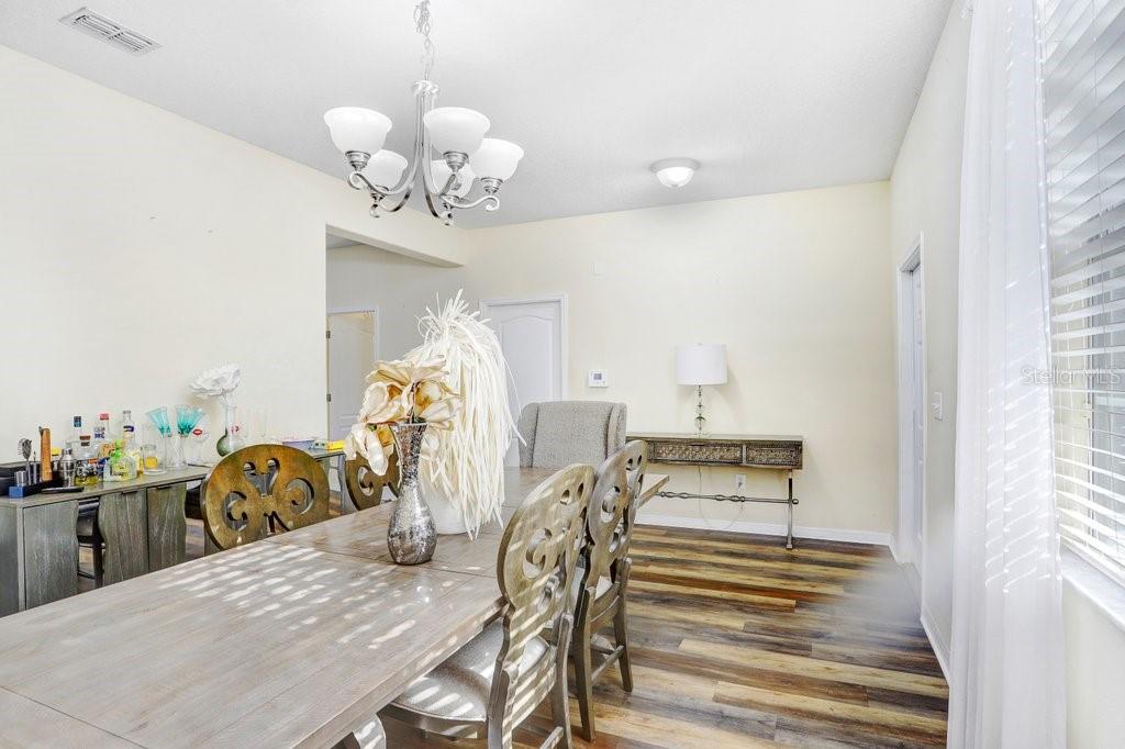 13117 ROYAL PINES AVE — photo 5