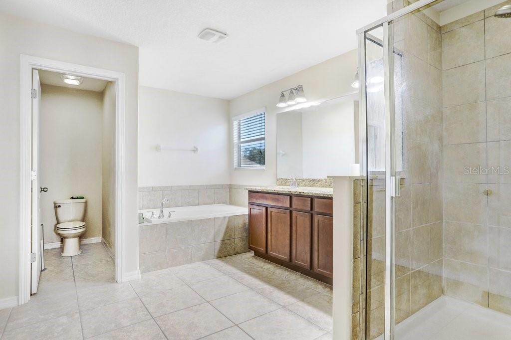 13117 ROYAL PINES AVE — photo 20