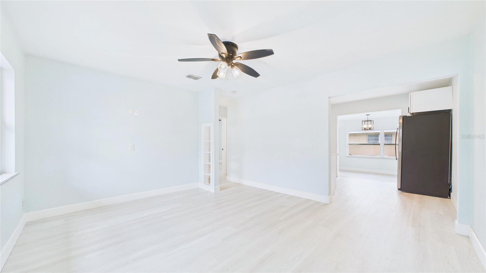 5312 BERKLEY RD — photo 5