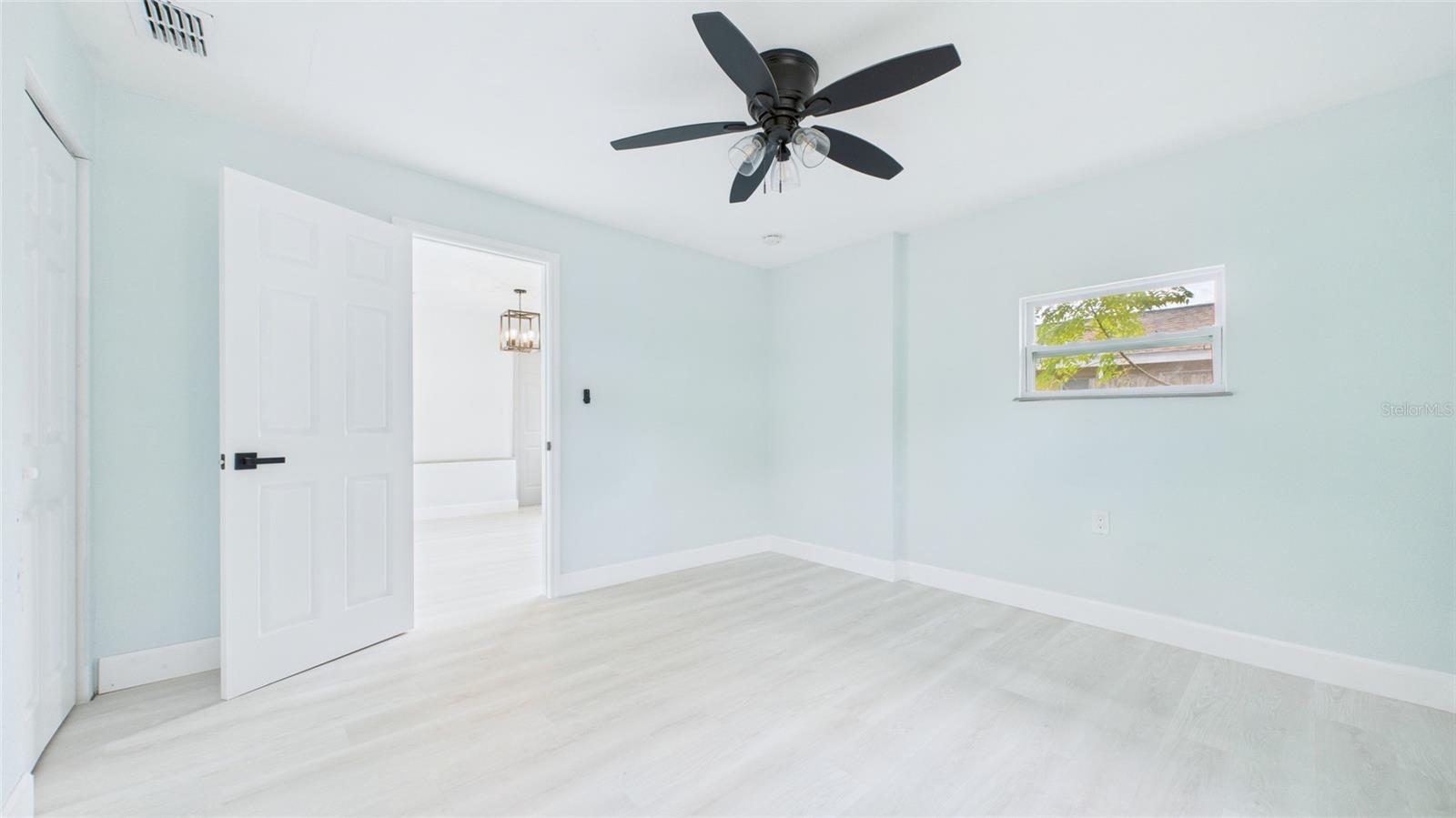 5312 BERKLEY RD — photo 16